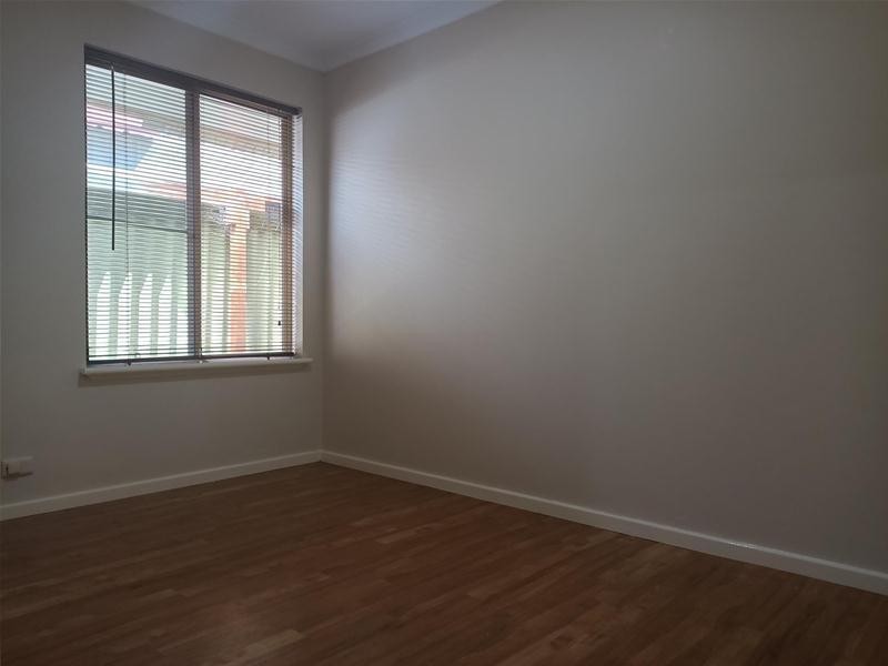 5 Charrington Court, Leeming WA 6149