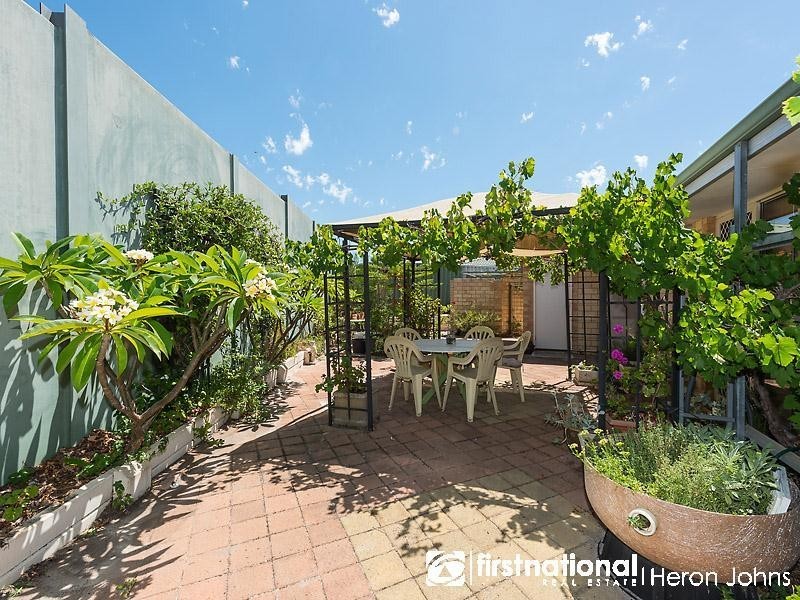 39 Fern Leaf Court, Leeming WA 6149