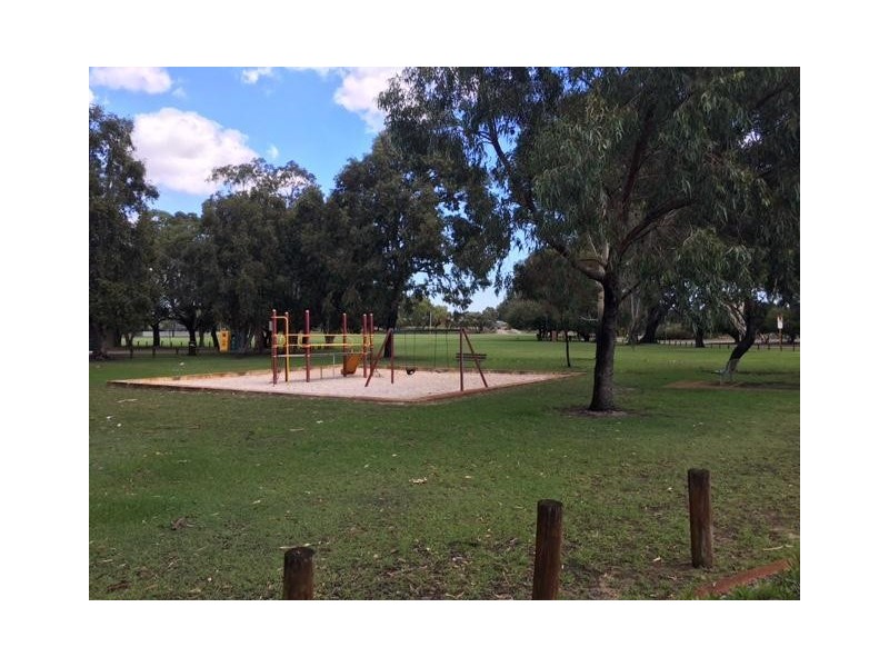 12A Mandala Crescent, Bateman WA 6150