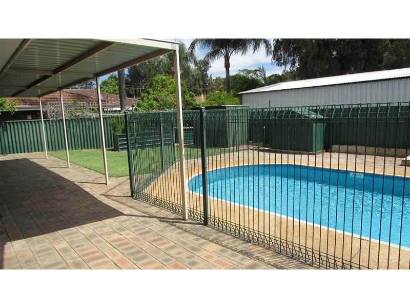 4 Paperbark Drive, Willetton WA 6155