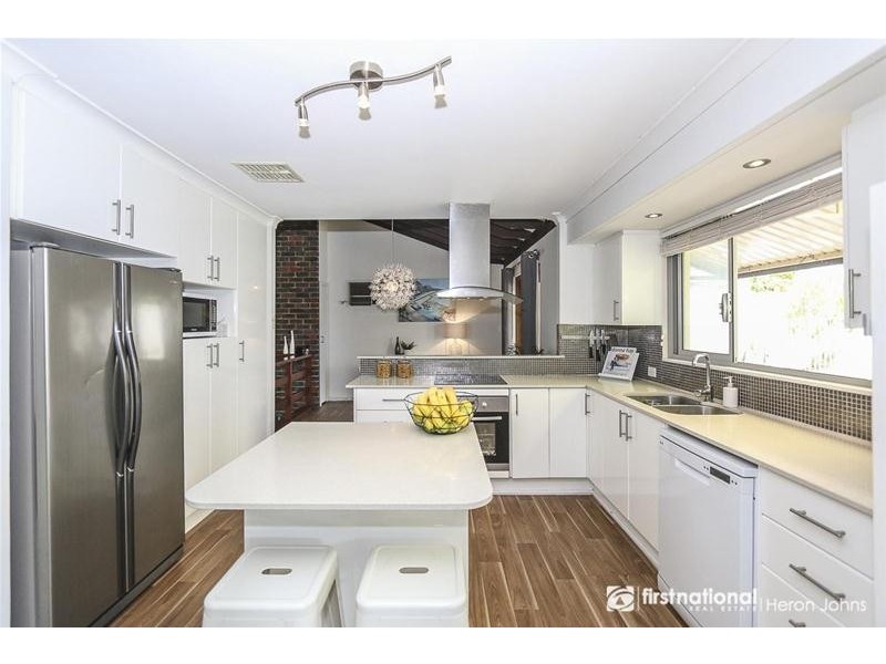 6 Amphion Place, Leeming WA 6149