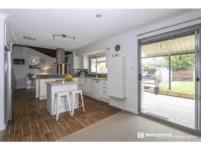 6 Amphion Place, Leeming WA 6149