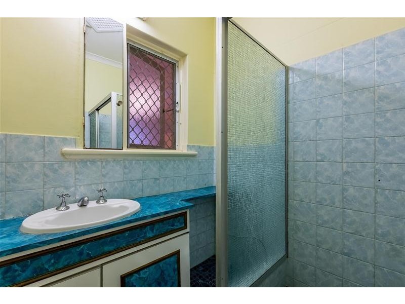 262 Spencer Road, Thornlie WA 6108