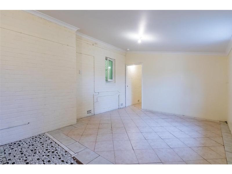 262 Spencer Road, Thornlie WA 6108