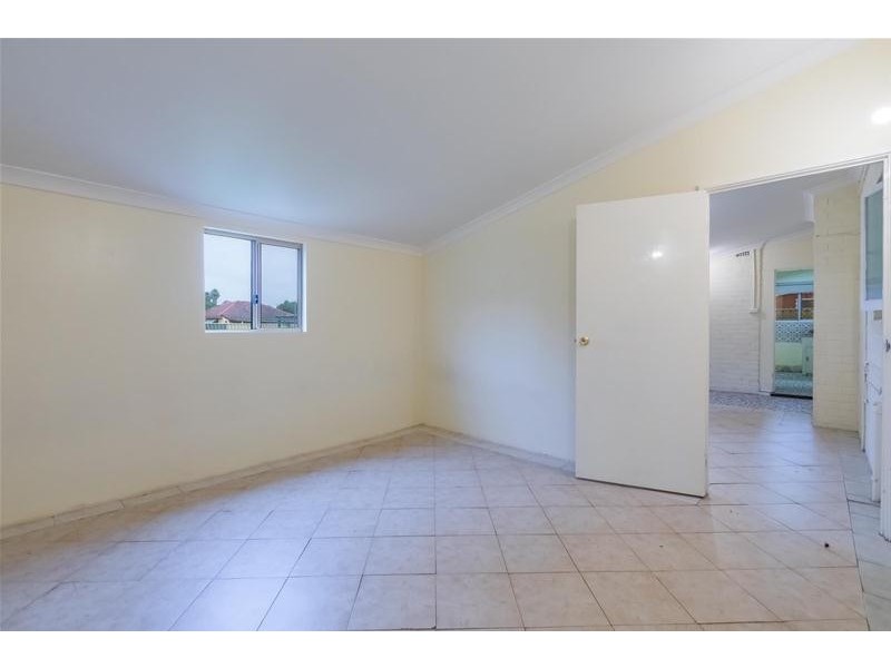 262 Spencer Road, Thornlie WA 6108