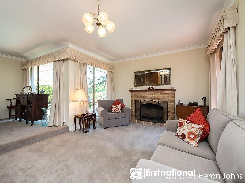 5 Stainton Place, Leeming WA 6149