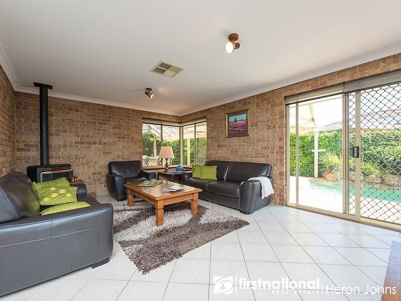 5 Stainton Place, Leeming WA 6149