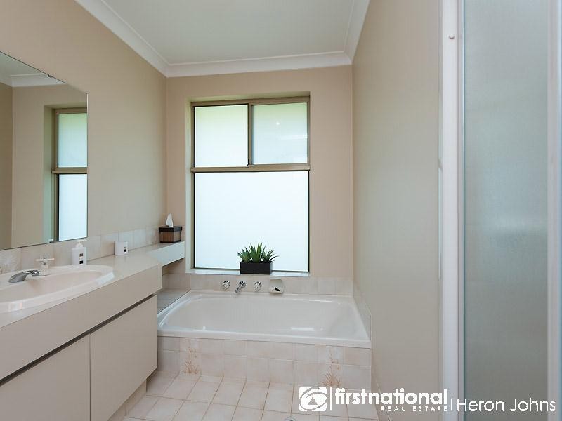 5 Stainton Place, Leeming WA 6149