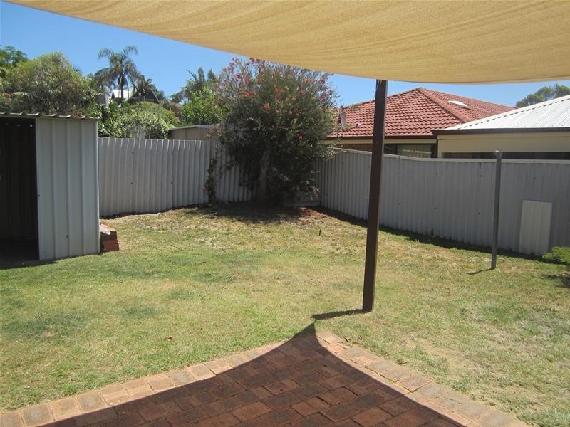 2 Masefield Avenue, North Lake WA 6163