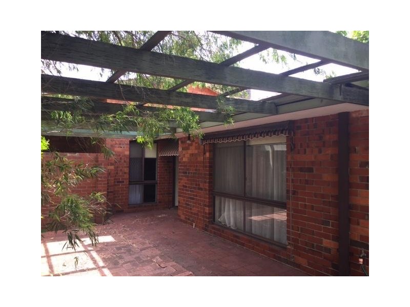 1 Duncton Court, Leeming WA 6149