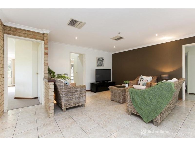 13 Nicholson Loop, Bateman WA 6150