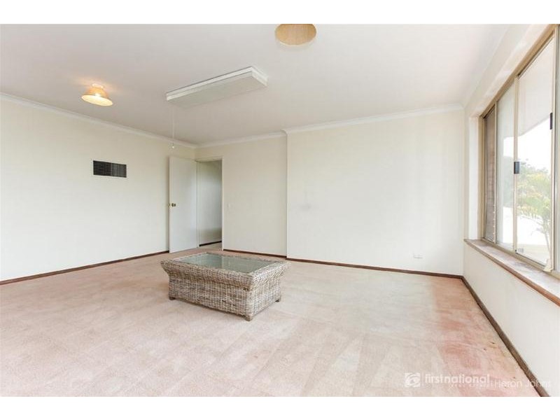 13 Nicholson Loop, Bateman WA 6150