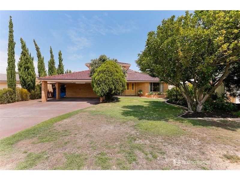 13 Nicholson Loop, Bateman WA 6150