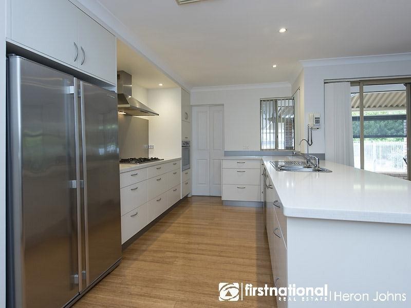 29 Macquarie Way, Willetton WA 6155