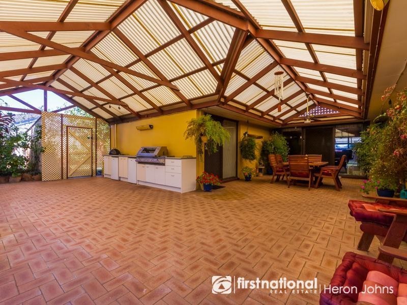 8 Lukin Place, Bull Creek WA 6149