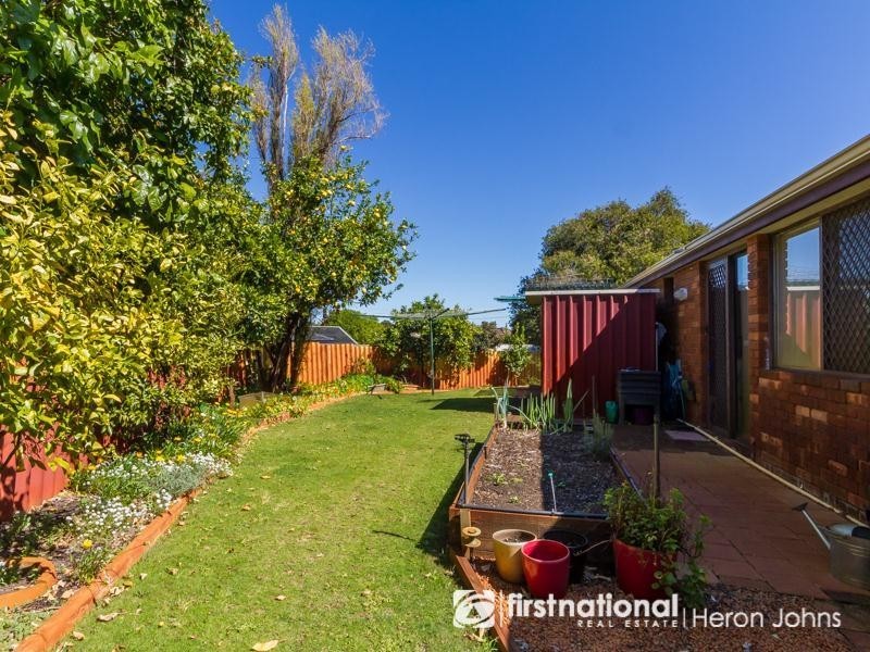 8 Lukin Place, Bull Creek WA 6149