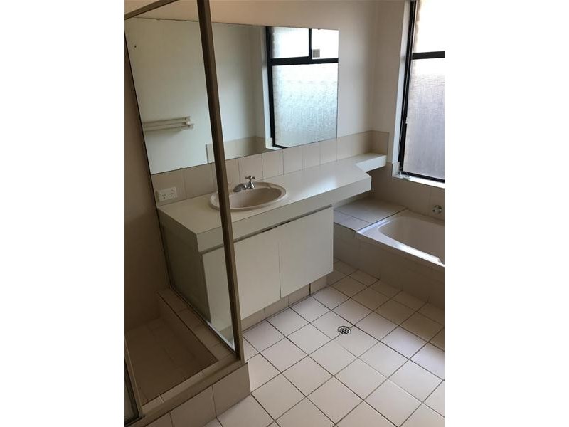 4 Poole Place, Bateman WA 6150