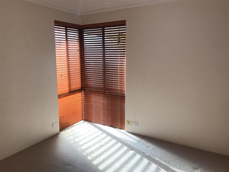 4 Poole Place, Bateman WA 6150