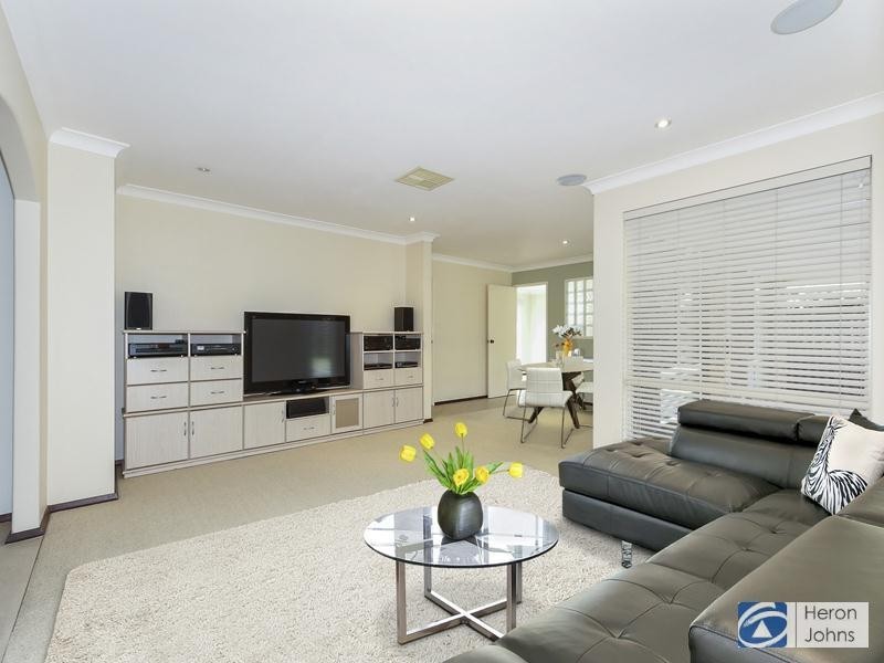 13 Clarke Way, Bateman WA 6150