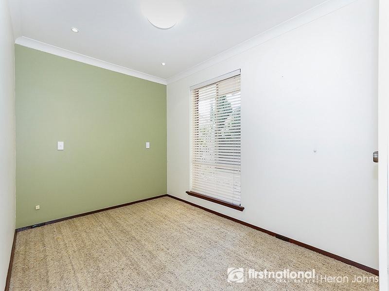 13 Clarke Way, Bateman WA 6150