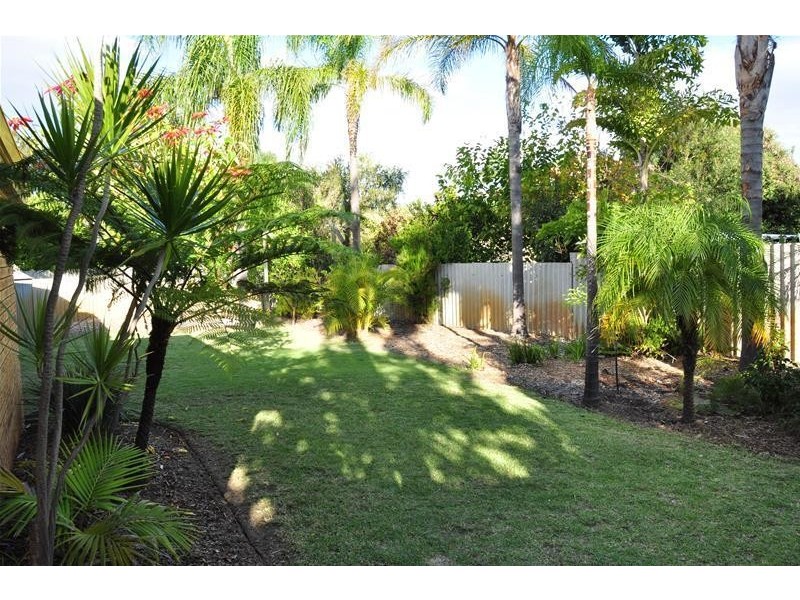 36 Broadhurst Crescent, Bateman WA 6150