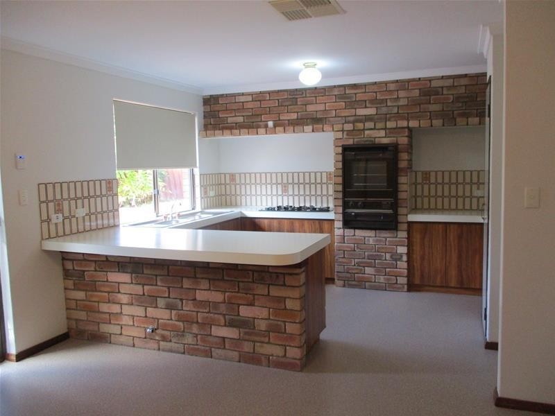 2 Mott Place, Bull Creek WA 6149