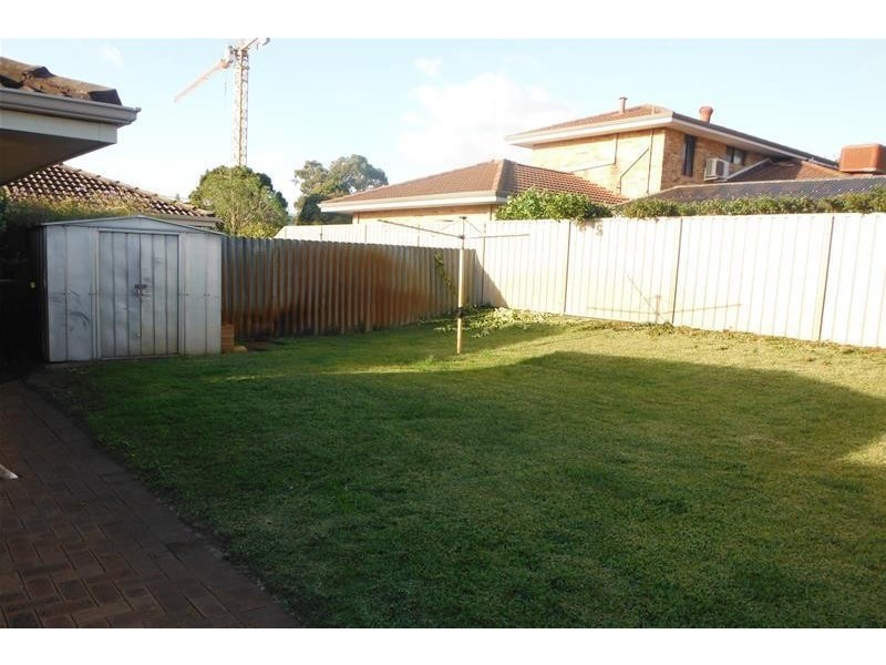 2 Mott Place, Bull Creek WA 6149