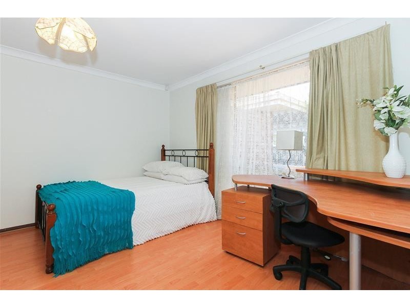 42 Urbahns Crescent, Bateman WA 6150