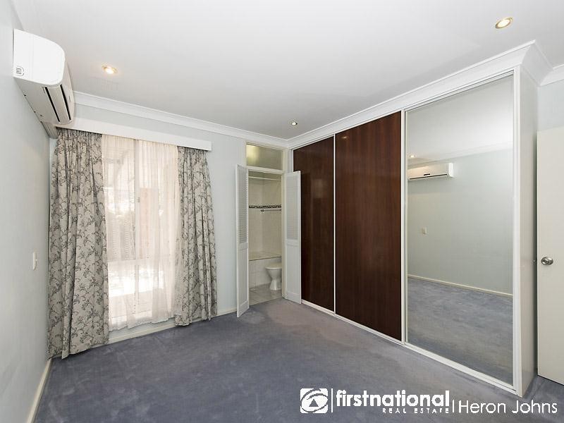 31 Bartling Crescent, Bateman WA 6150