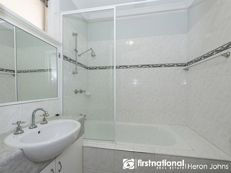 31 Bartling Crescent, Bateman WA 6150