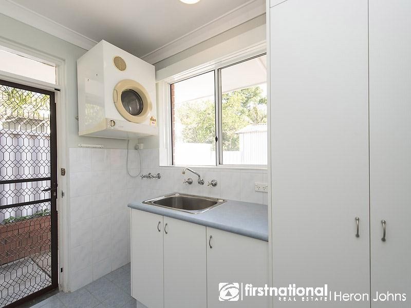 31 Bartling Crescent, Bateman WA 6150