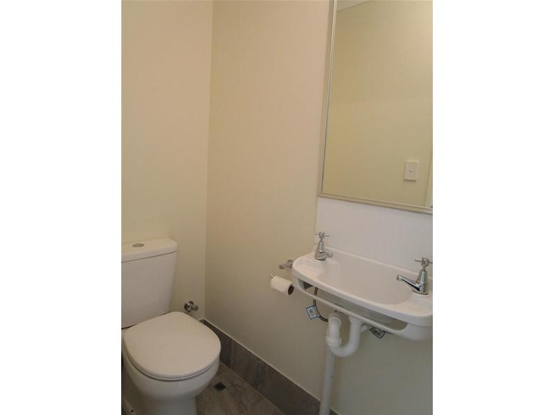 18 Shimmer Street, Wellard WA 6170