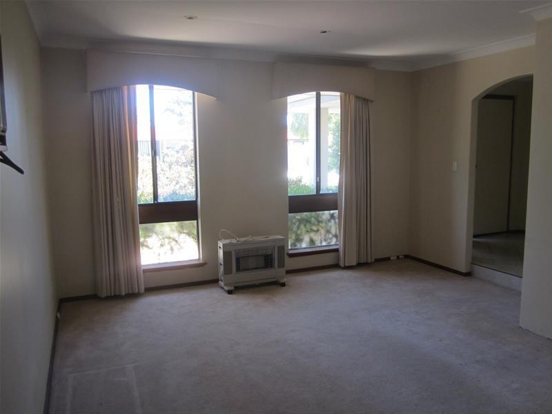 4 Paperbark Drive, Willetton WA 6155