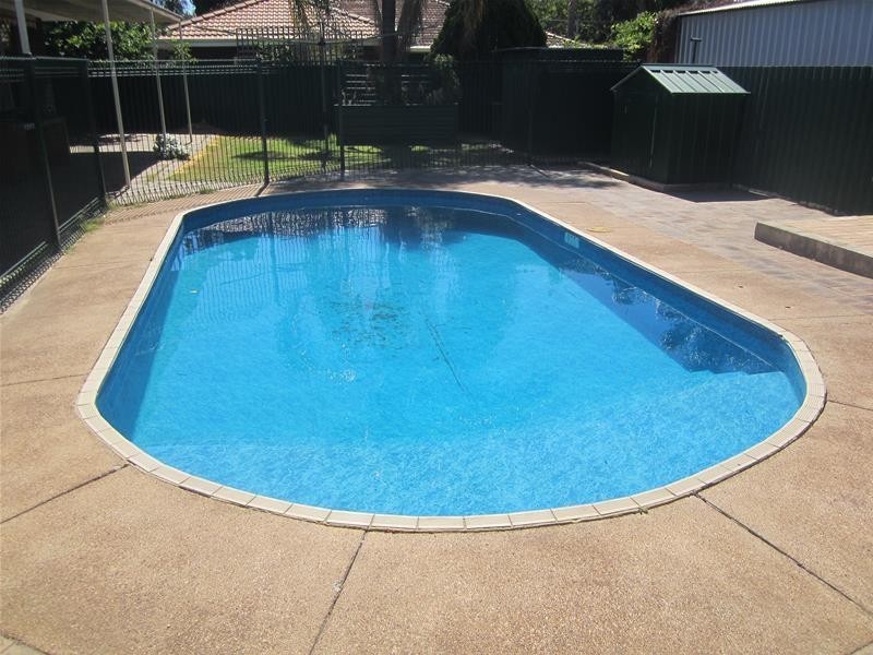 4 Paperbark Drive, Willetton WA 6155