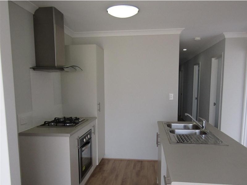 67 Ryhill Crescent, Wellard WA 6170