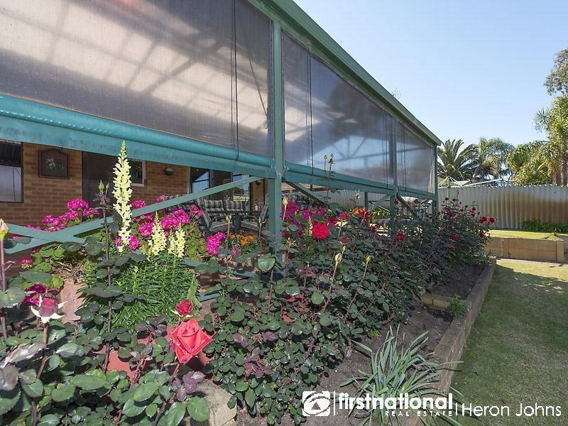 17 Sewell Court, Leeming WA 6149