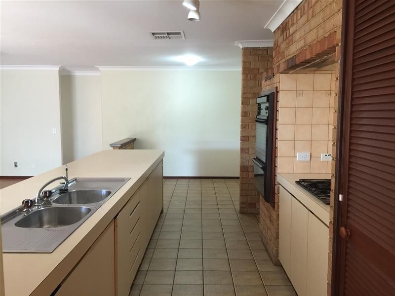 1 Sheldrake Way, Willetton WA 6155