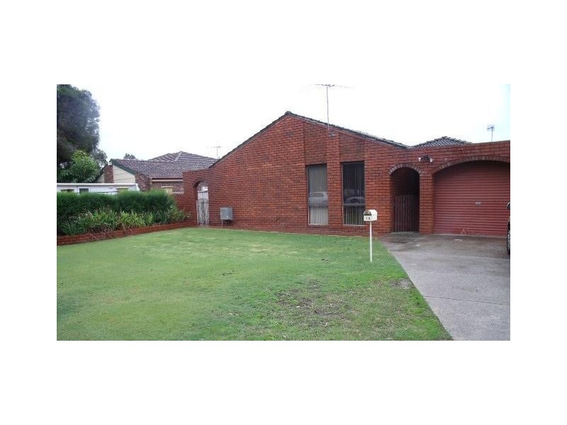 18 Nicholls Crescent, Bull Creek WA 6149