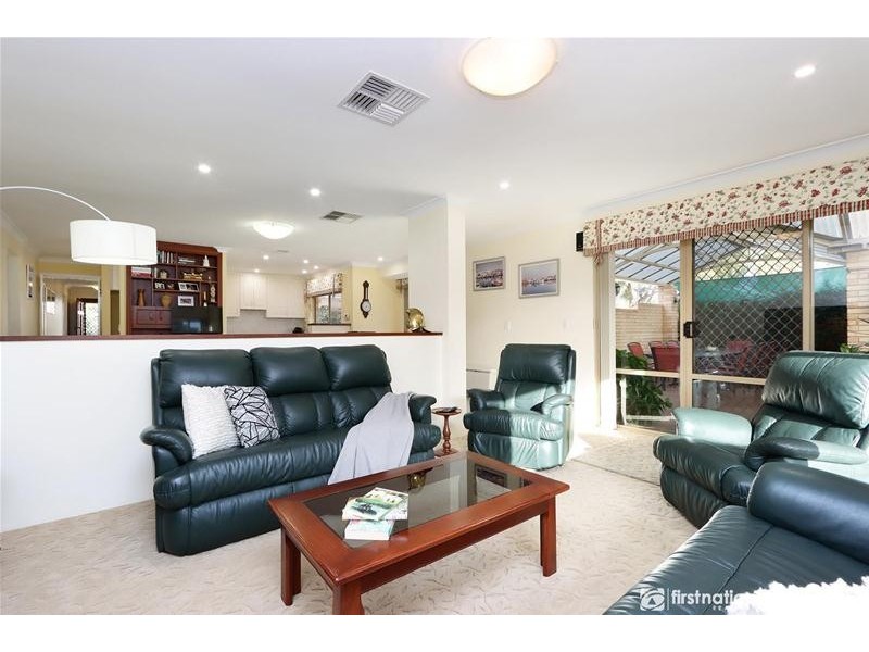 1 Harcourt Place, Bull Creek WA 6149