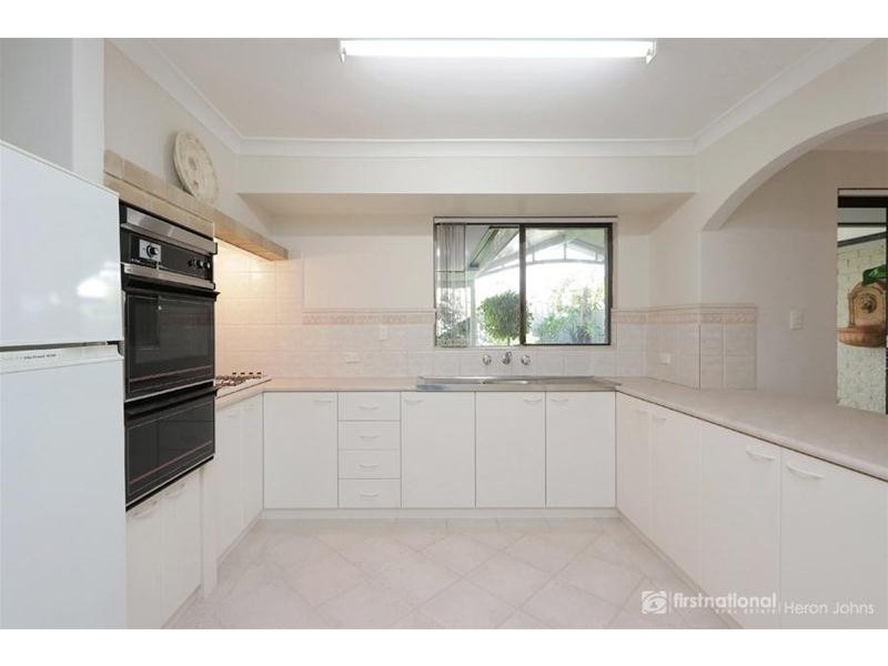 2/15 Rentney Way, Willetton WA 6155