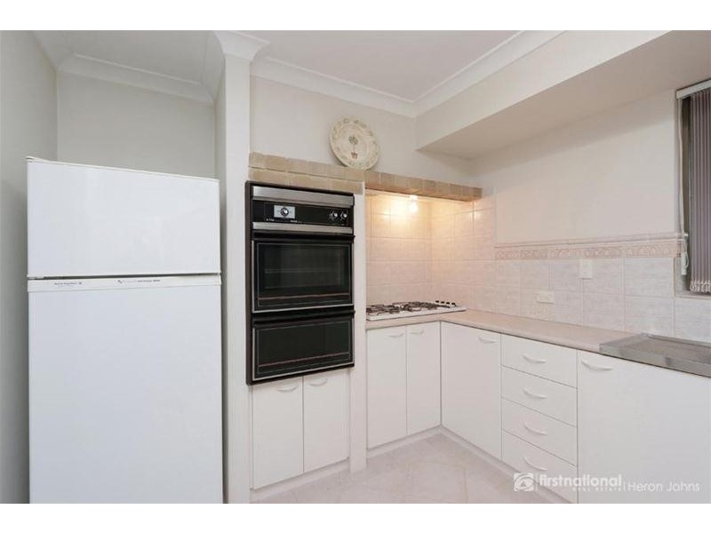 2/15 Rentney Way, Willetton WA 6155