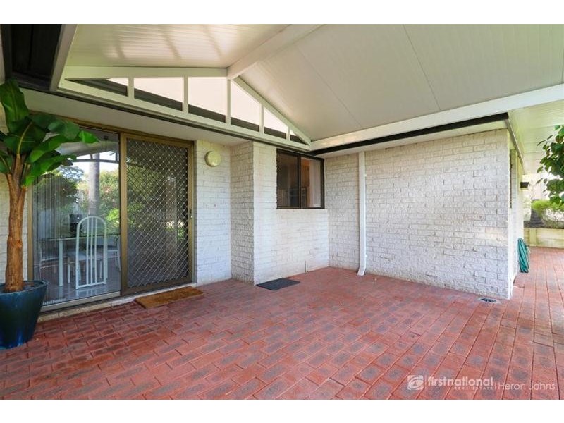 2/15 Rentney Way, Willetton WA 6155