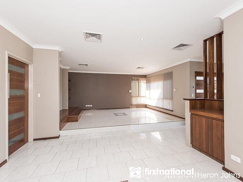 7 Waltham Court, Bateman WA 6150