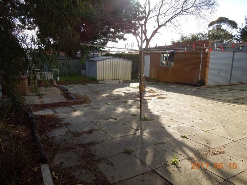 12 Rogerson Road, Mount Pleasant WA 6153