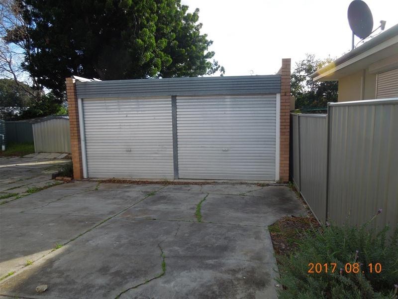 12 Rogerson Road, Mount Pleasant WA 6153