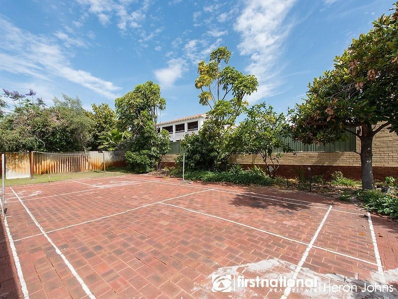 17 Salmond Way, Bull Creek WA 6149