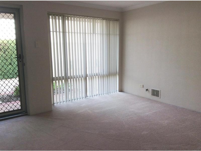 2/531 Canning Highway, Alfred Cove WA 6154