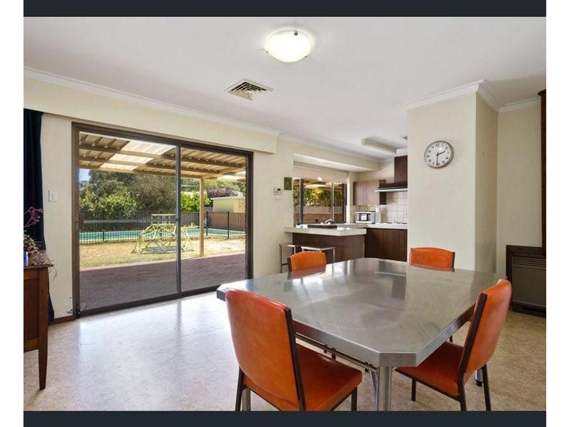 64a Wichmann Road, Attadale WA 6156