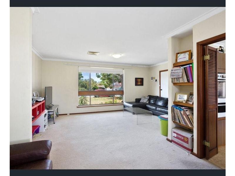 64a Wichmann Road, Attadale WA 6156