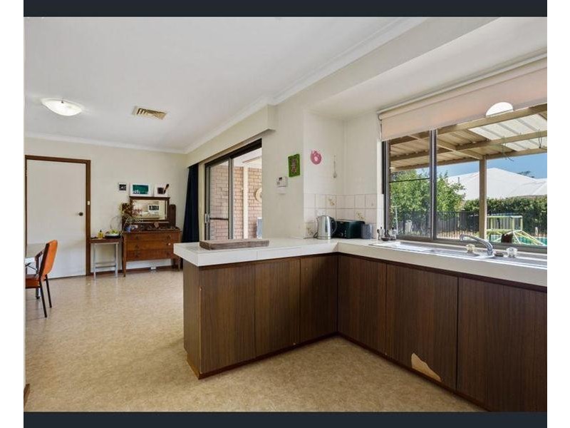 64a Wichmann Road, Attadale WA 6156